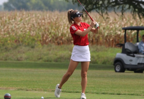 Women's Golf Competes in Country Club Classic