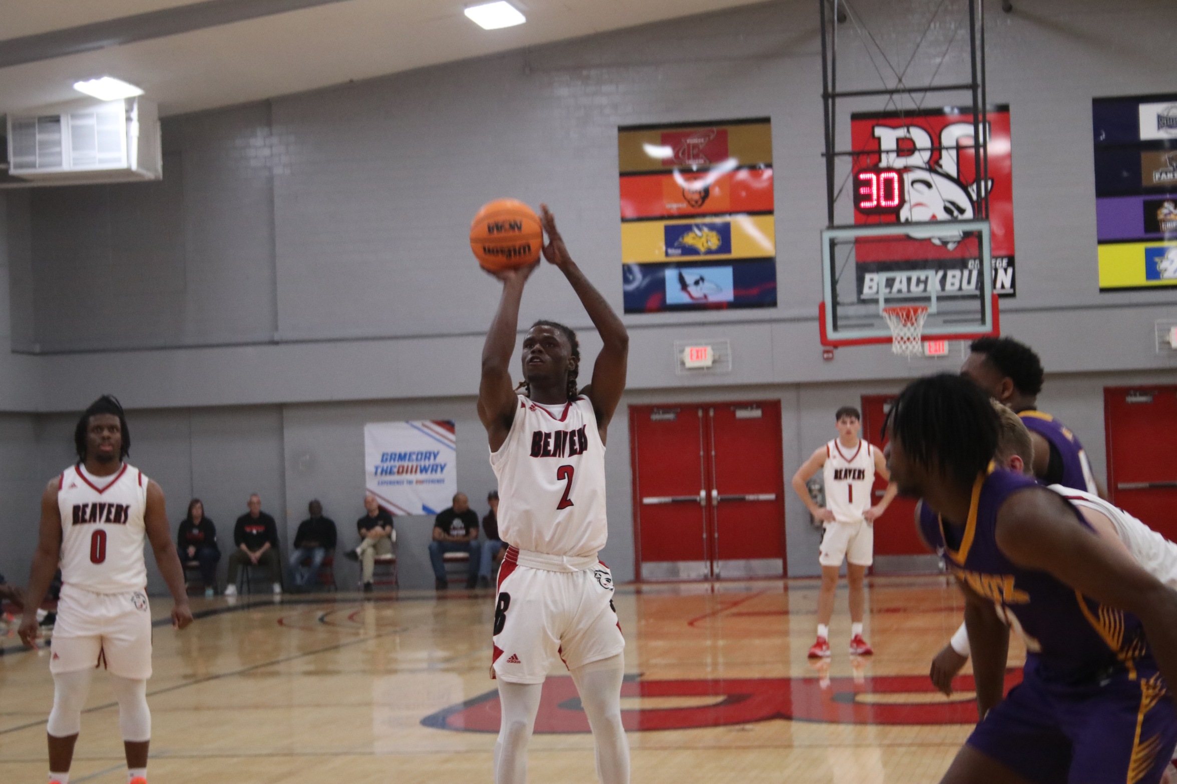 Two Reach 20 Points But Men's Basketball Falls at Greenville